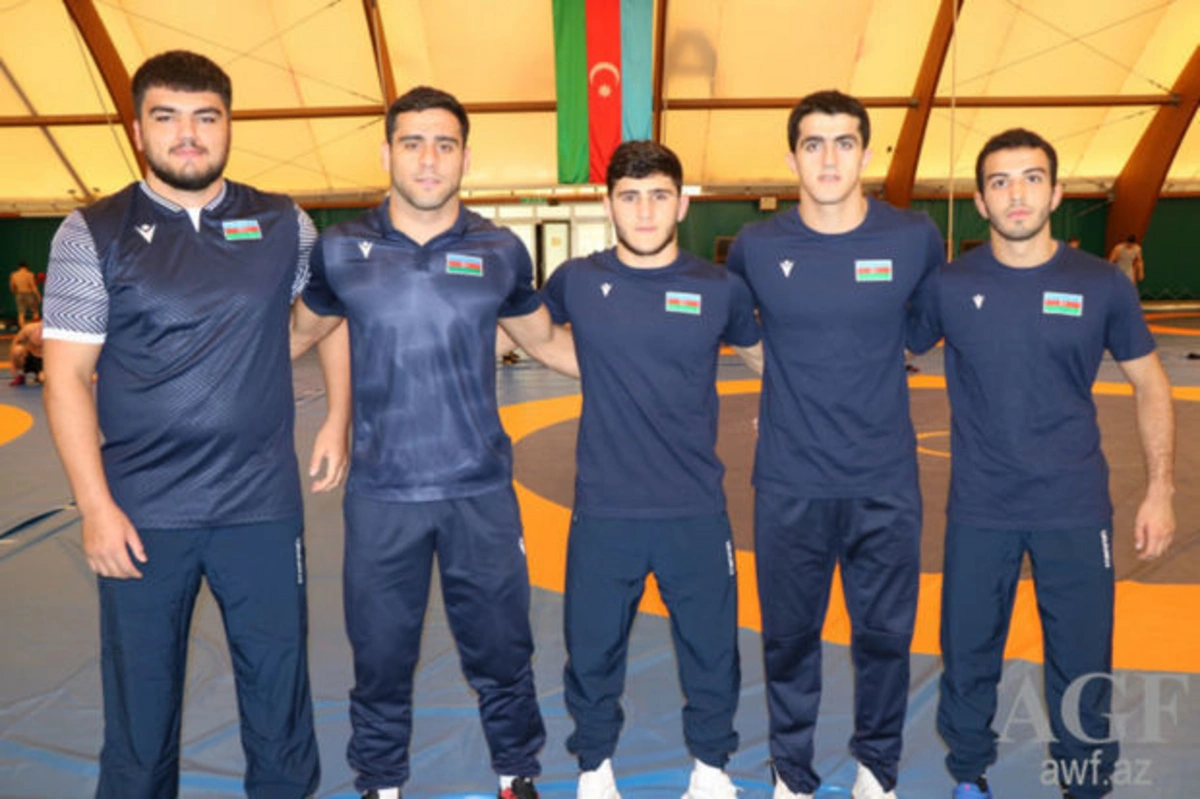Азербайджанские борцы завоевали два золота на молодежном чемпионате Европы